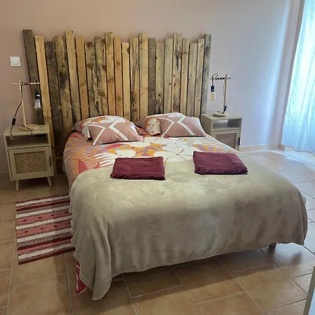 Chez Marjo & Flo Daire *